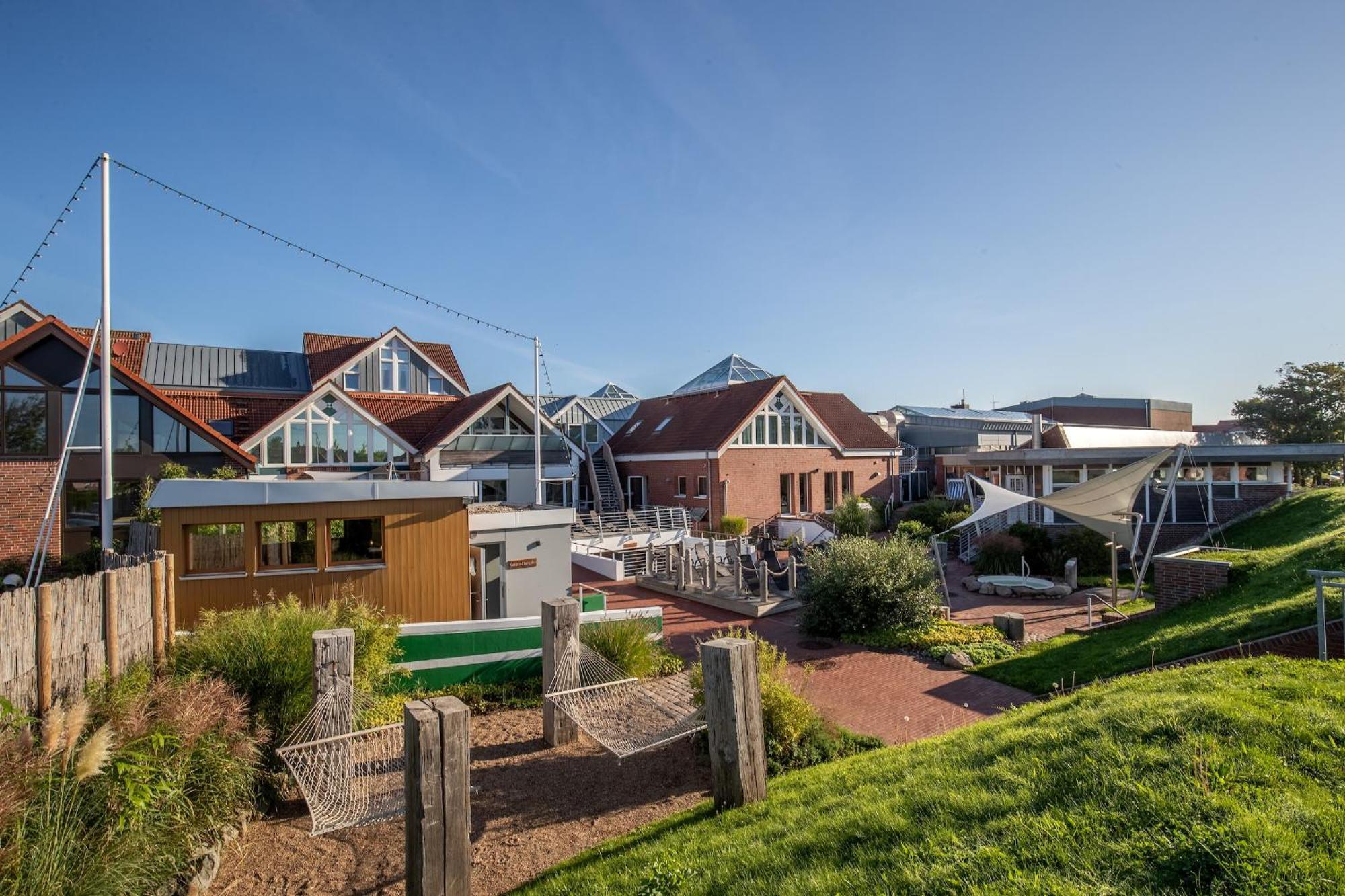 Plattbodenschiff Pandion Otel Neuharlingersiel Dış mekan fotoğraf